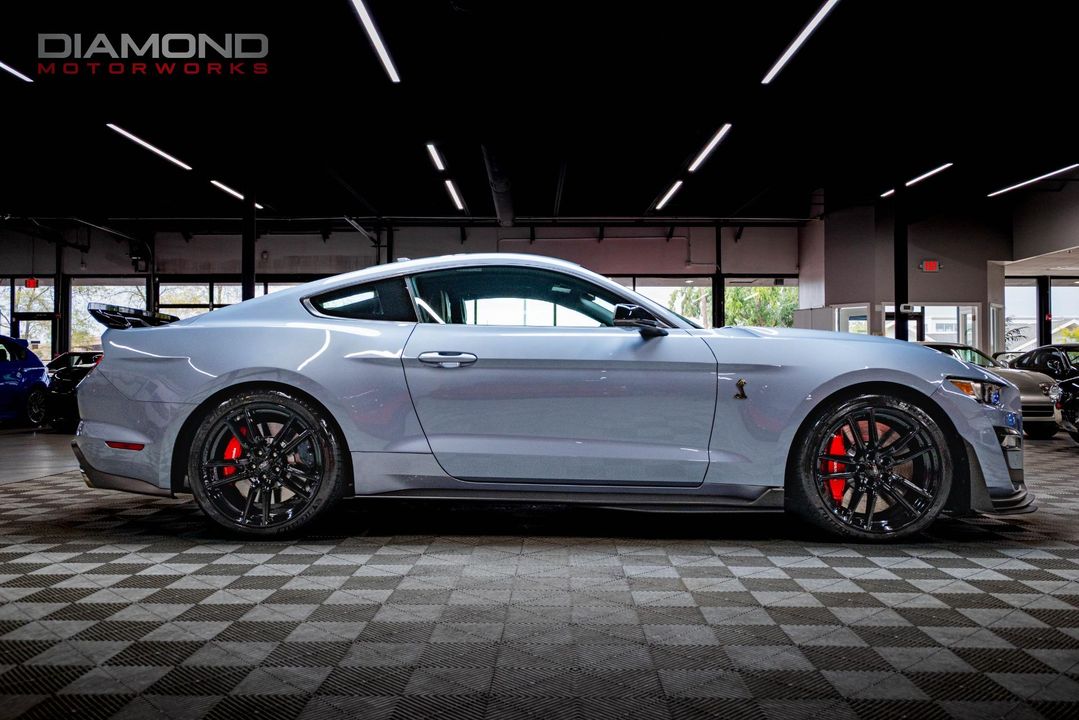 2022 Ford Mustang
