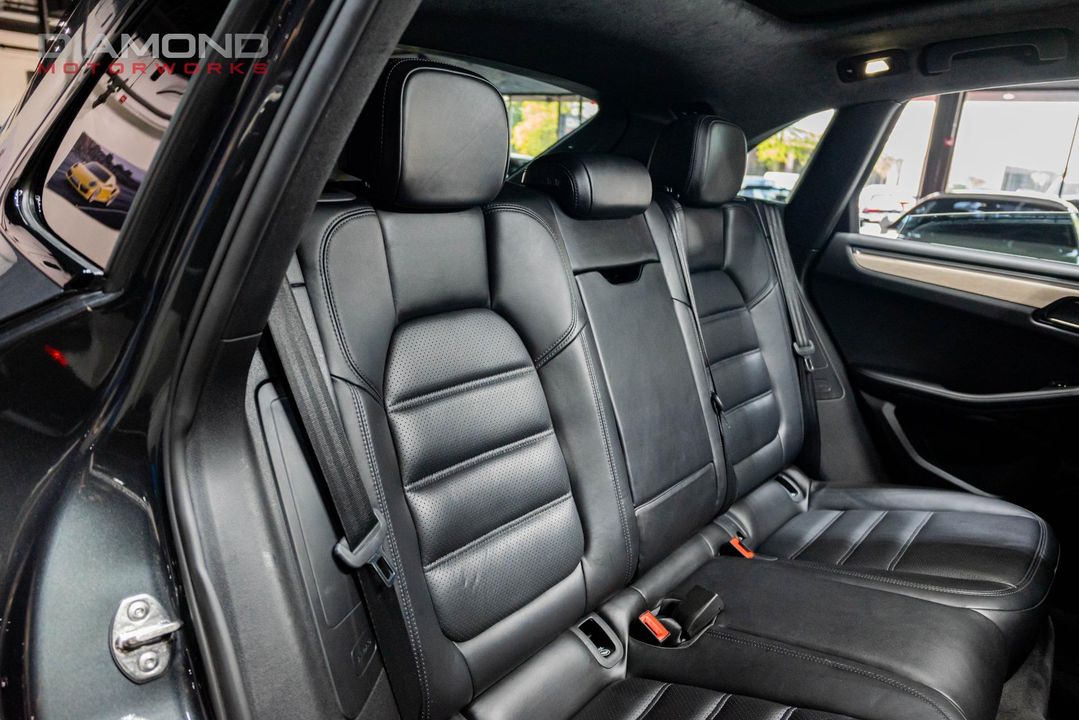 2018 Porsche Macan
