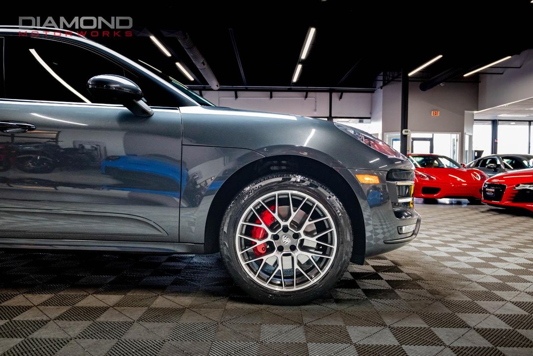 2018 Porsche Macan