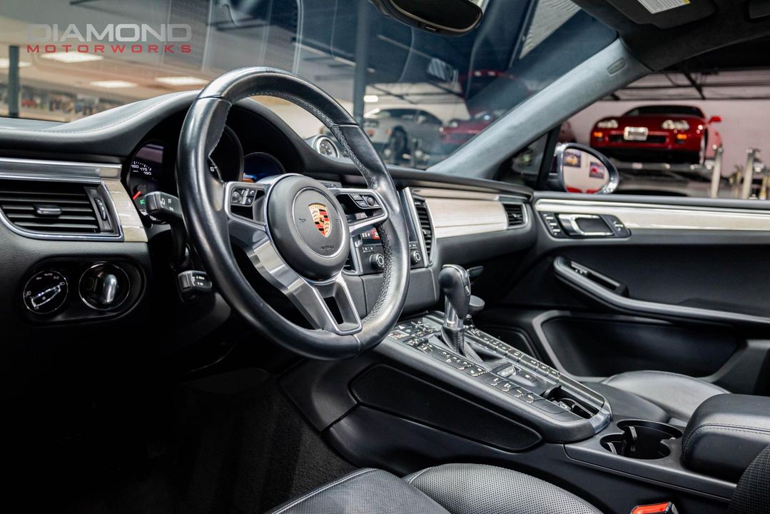 2018 Porsche Macan
