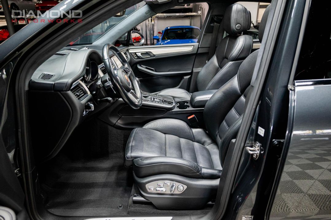 2018 Porsche Macan