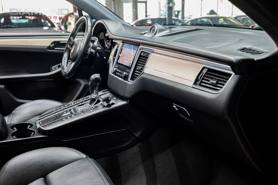 2018 Porsche Macan