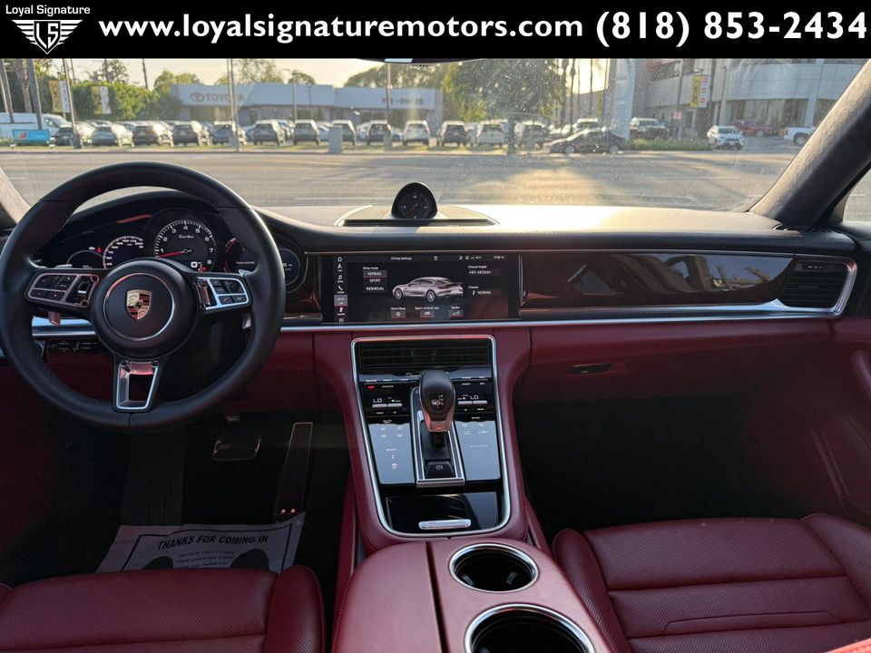 2019 Porsche Panamera