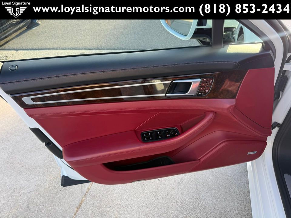 2019 Porsche Panamera
