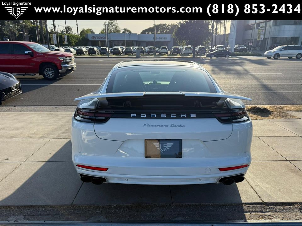 2019 Porsche Panamera
