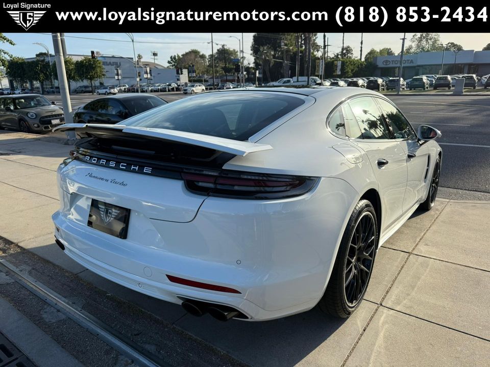 2019 Porsche Panamera