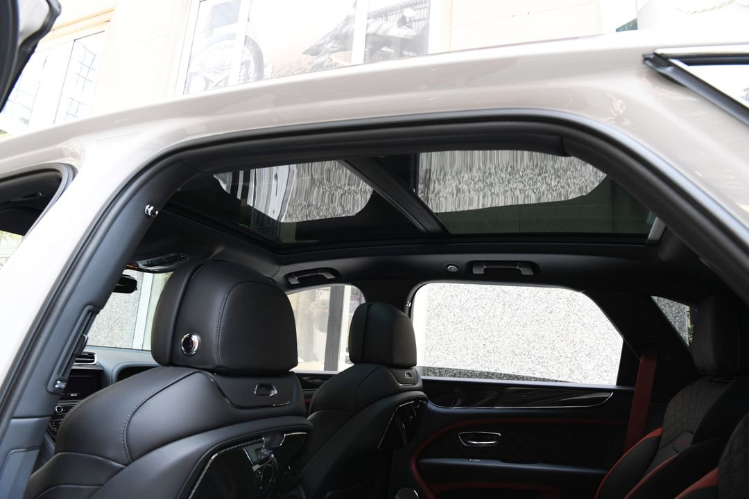 2023 Bentley Bentayga