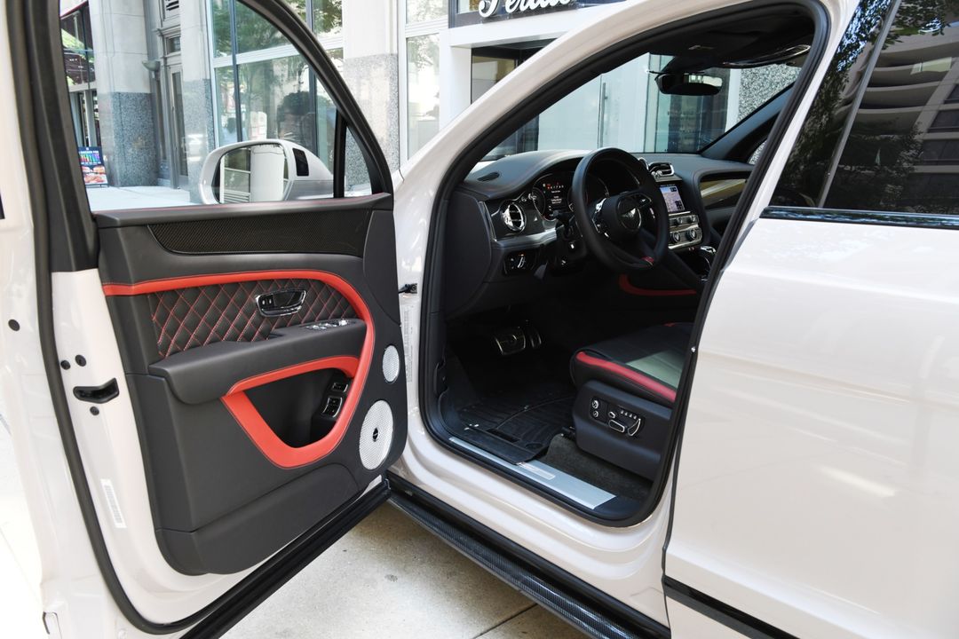 2023 Bentley Bentayga