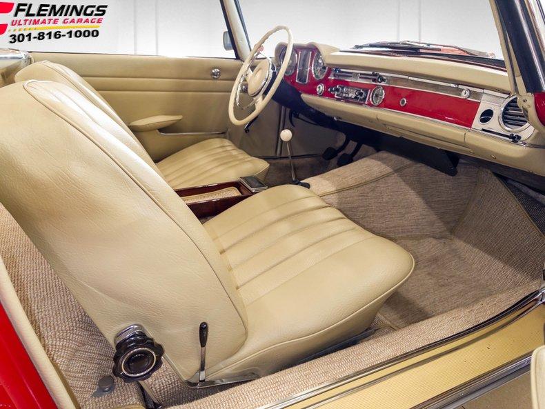 1966 Mercedes-Benz 230 SL Roadster