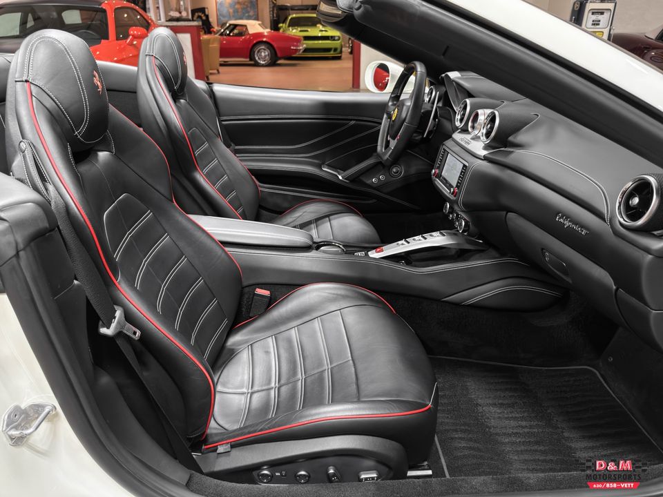 2016 Ferrari California T