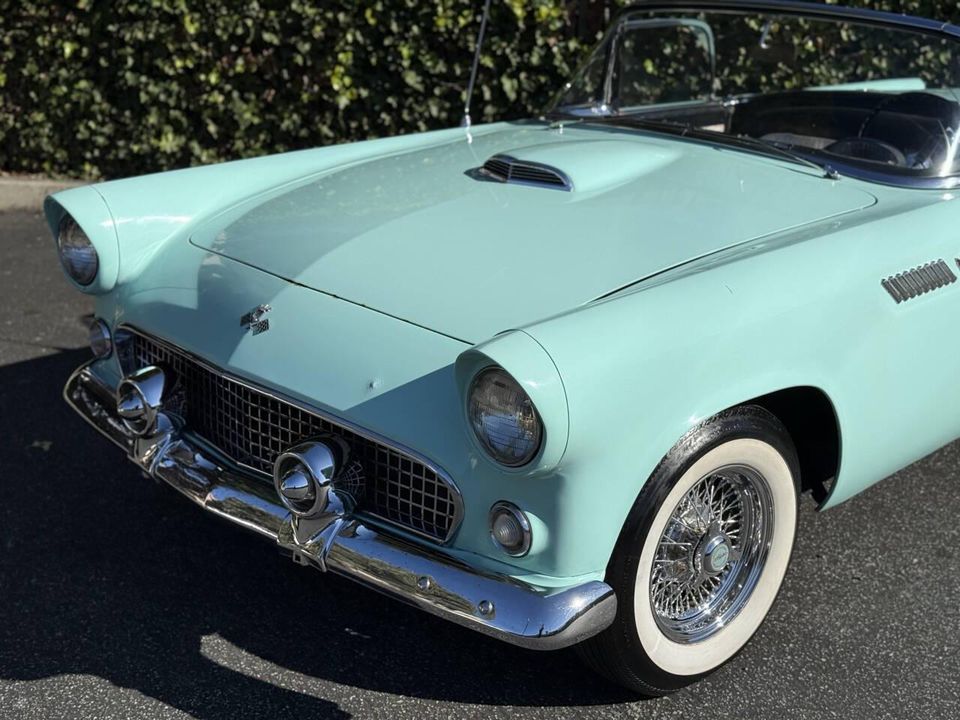 1955 Ford Thunderbird