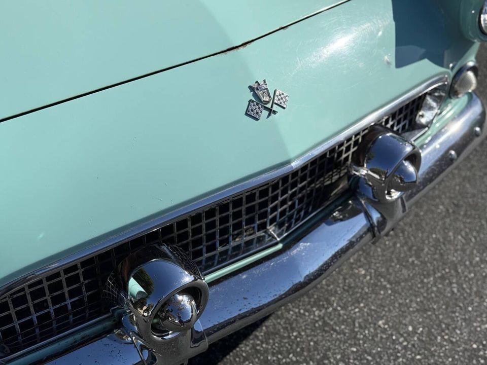 1955 Ford Thunderbird