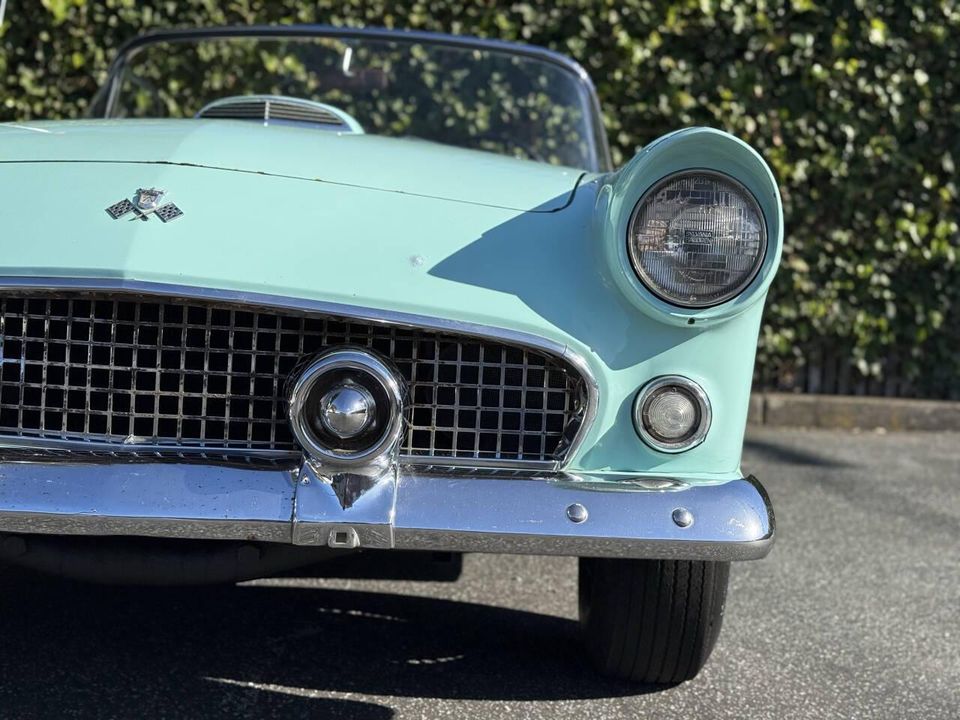 1955 Ford Thunderbird