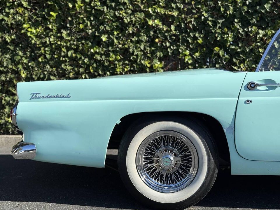 1955 Ford Thunderbird
