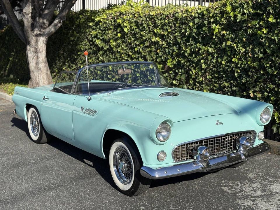 1955 Ford Thunderbird