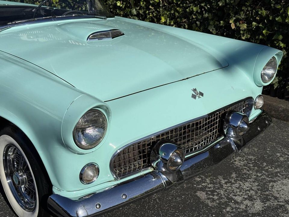 1955 Ford Thunderbird