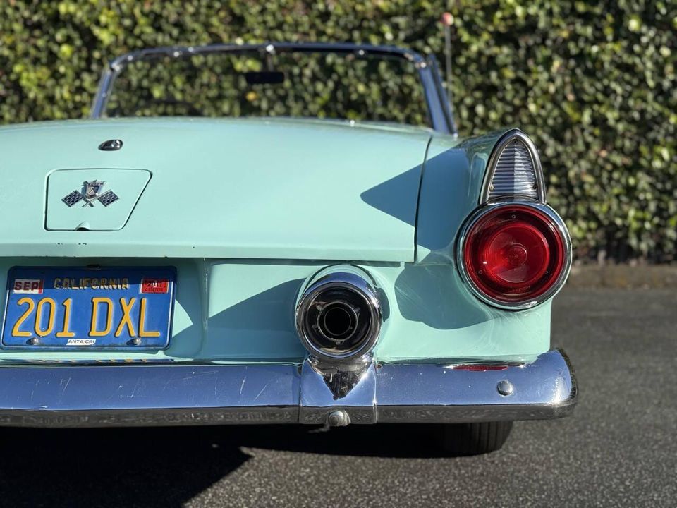 1955 Ford Thunderbird