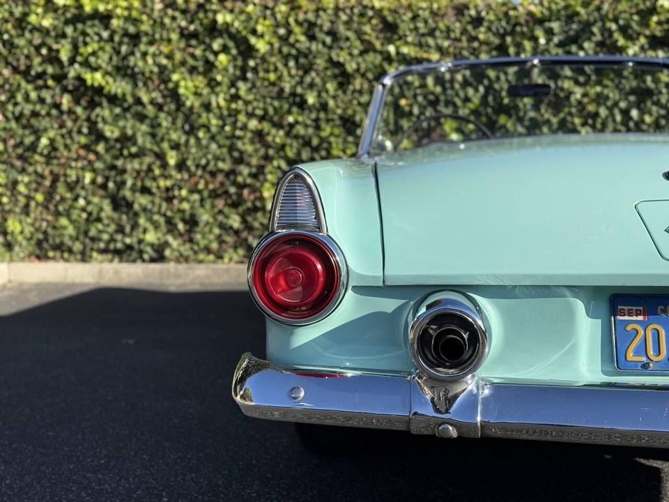 1955 Ford Thunderbird
