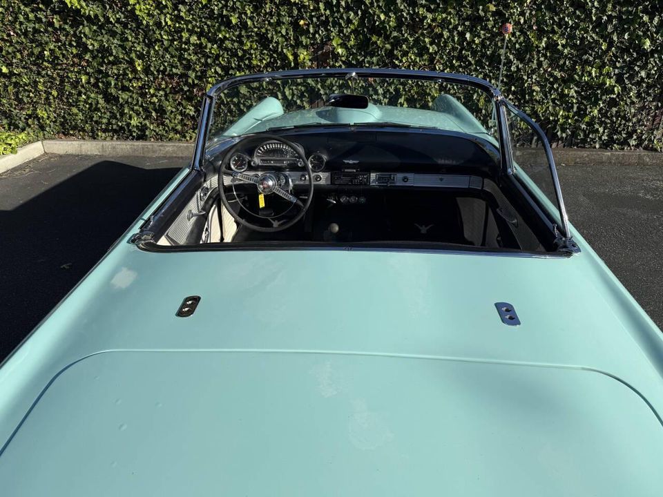 1955 Ford Thunderbird