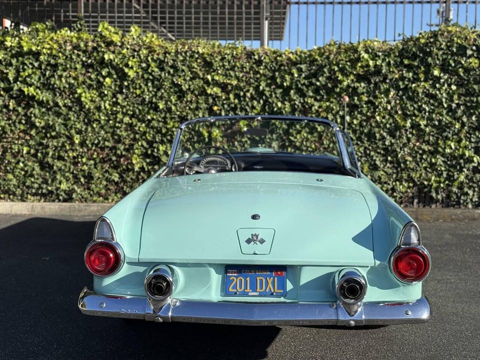 1955 Ford Thunderbird