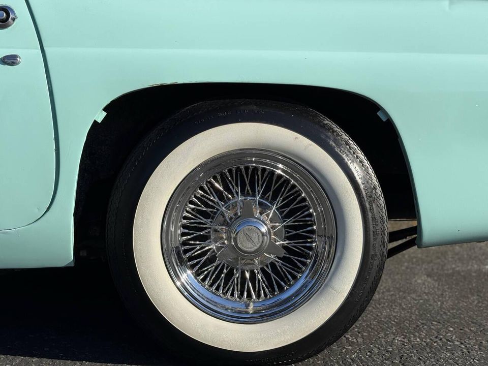 1955 Ford Thunderbird