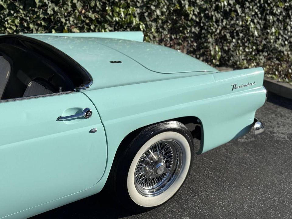 1955 Ford Thunderbird