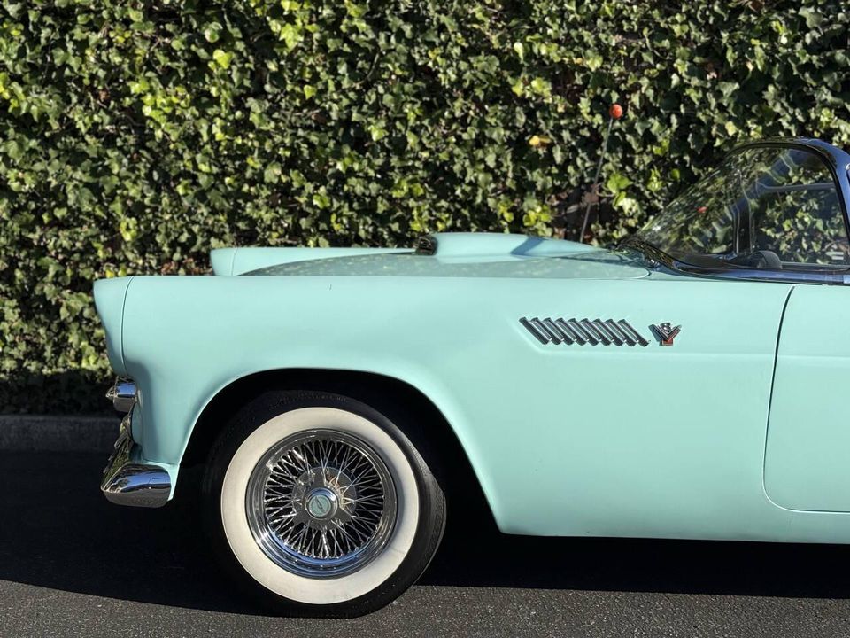 1955 Ford Thunderbird