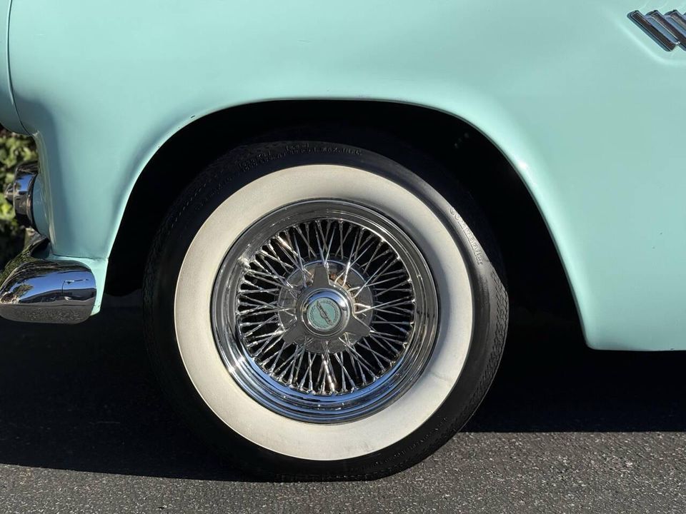 1955 Ford Thunderbird