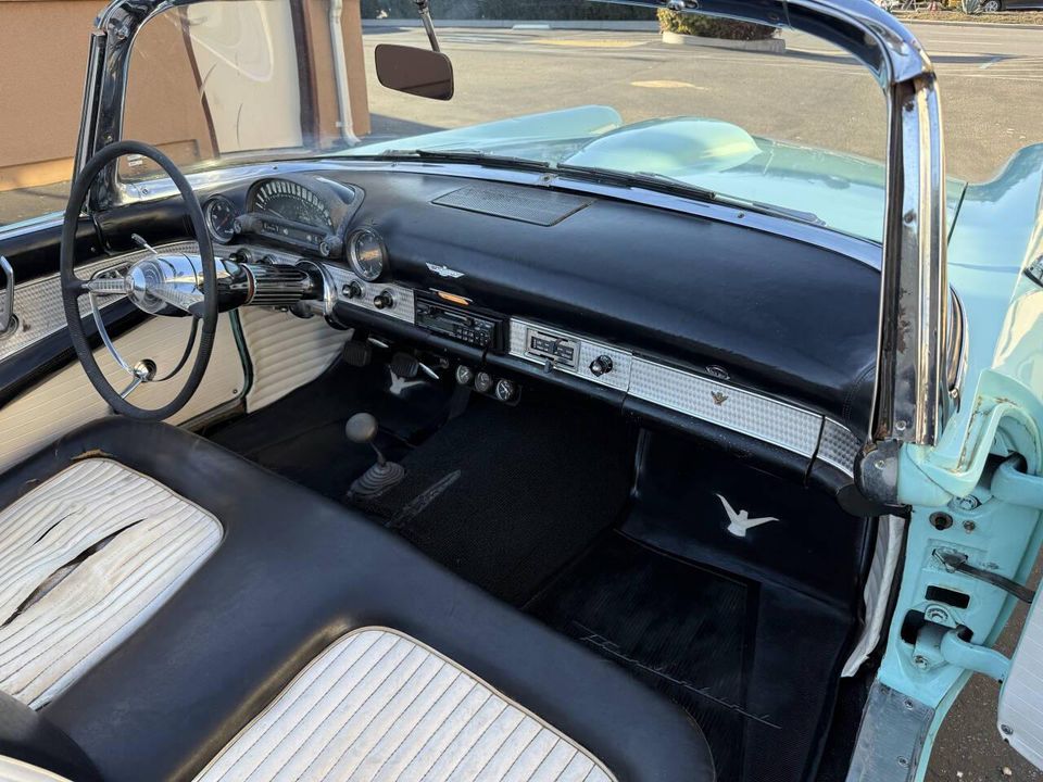 1955 Ford Thunderbird