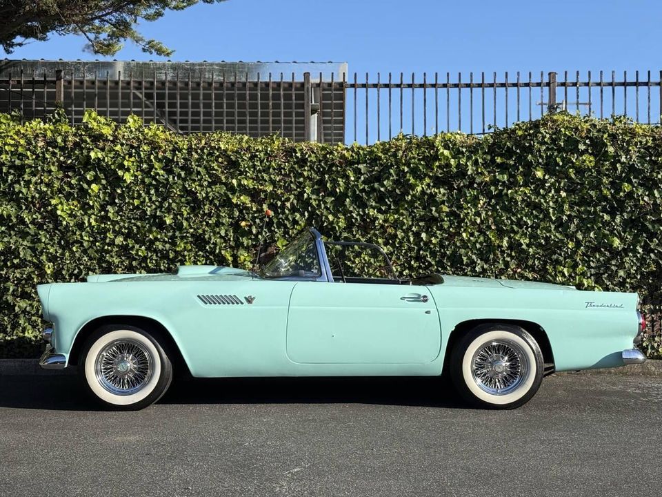 1955 Ford Thunderbird