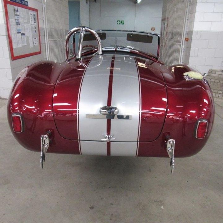 1965 Superformance Cobra 427 \"R\"