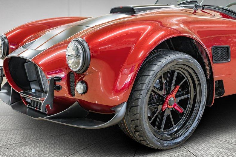 1965 Superformance Cobra 427 \"R\"