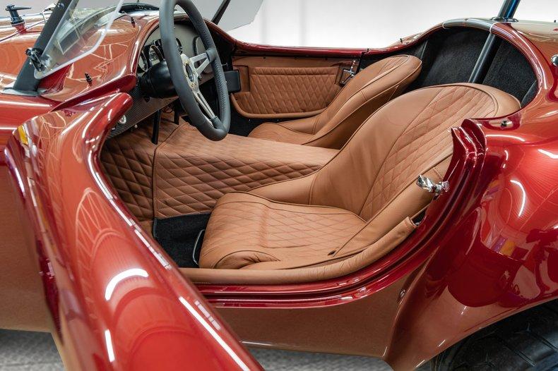 1965 Superformance Cobra 427 \"R\"