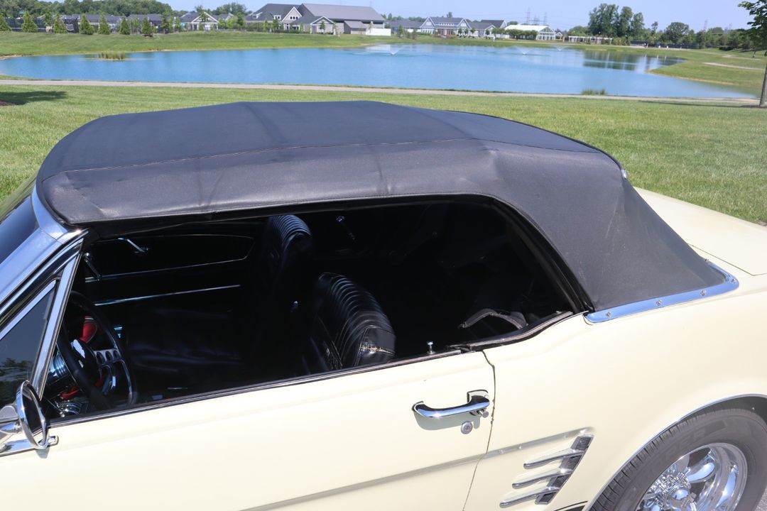 1966 FORD Mustang