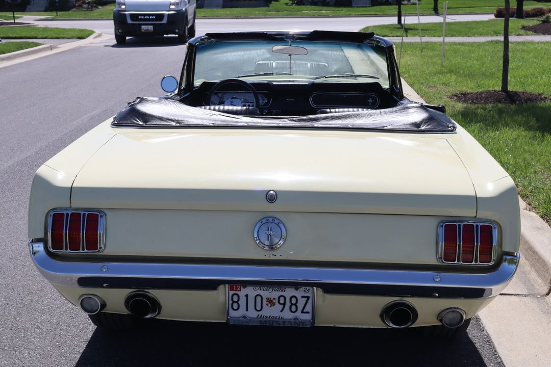 1966 FORD Mustang