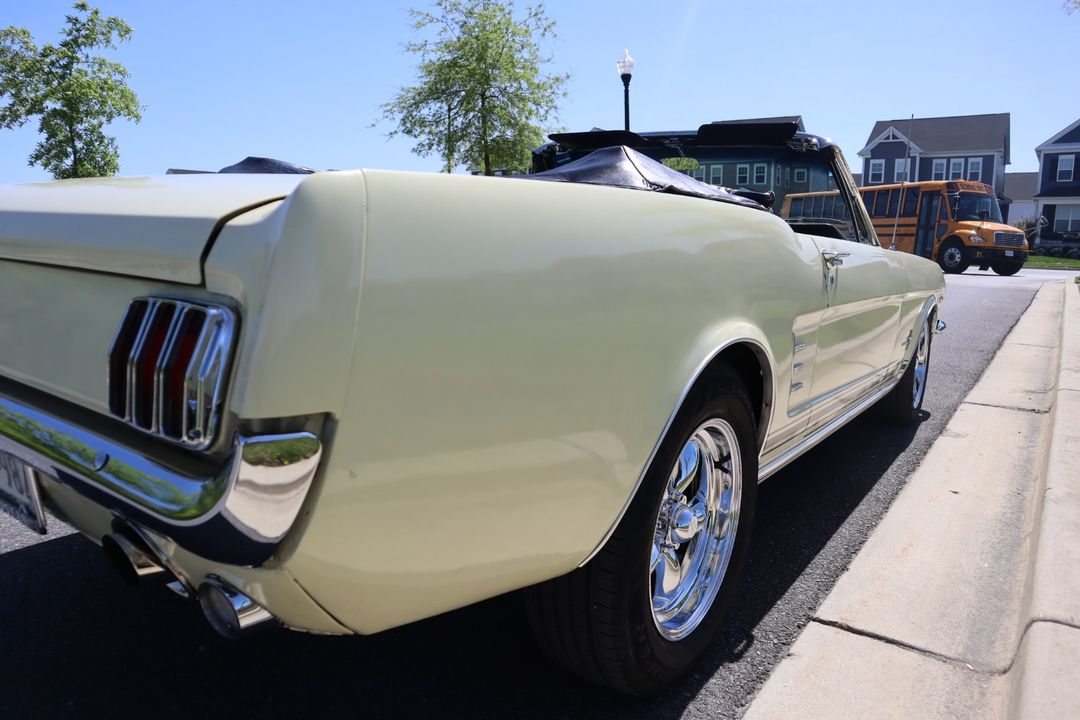 1966 FORD Mustang