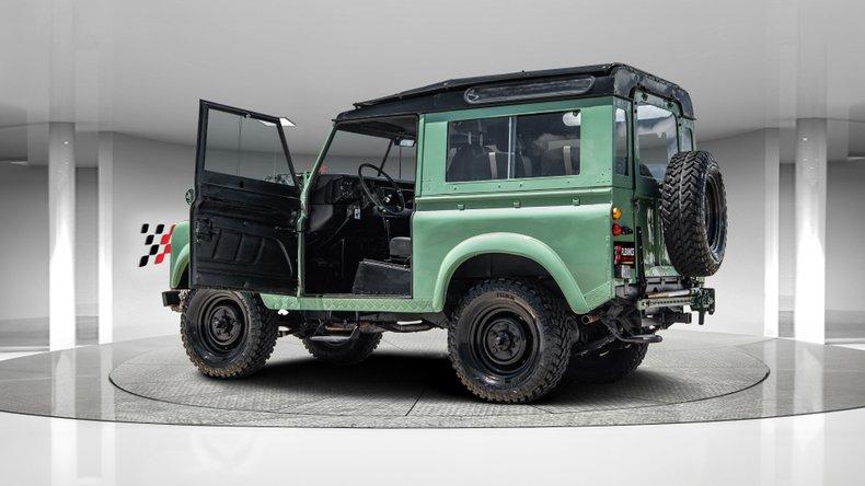 1973 Land Rover Series III Defender