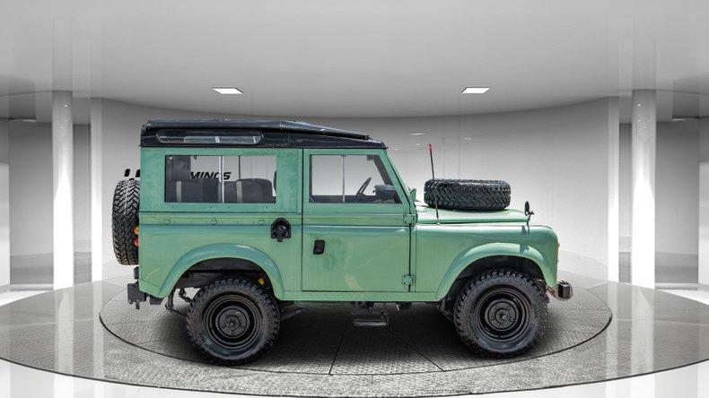 1973 Land Rover Series III Defender