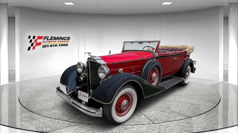 1934 Packard Eight convertible sedan