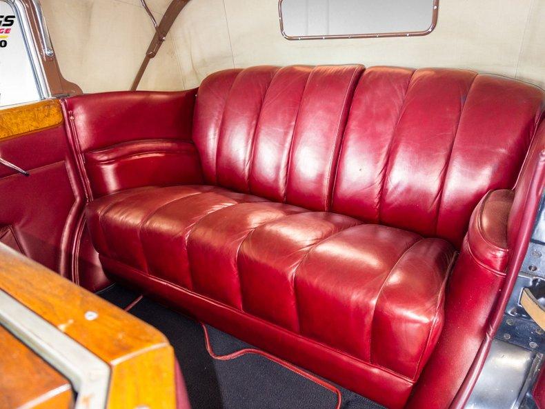 1934 Packard Eight convertible sedan