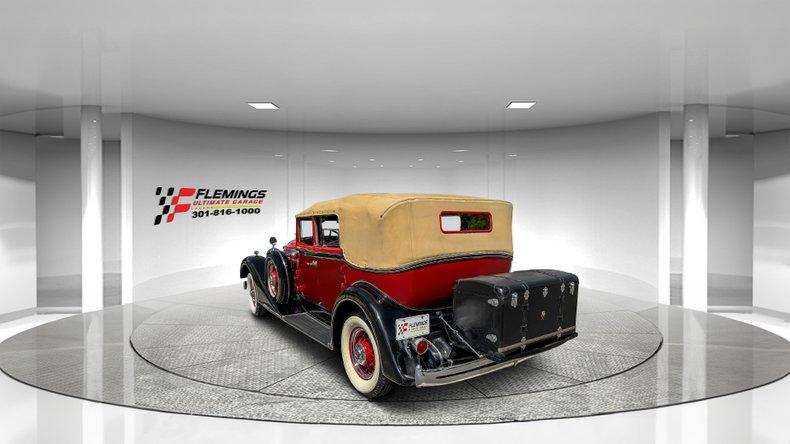 1934 Packard Eight convertible sedan
