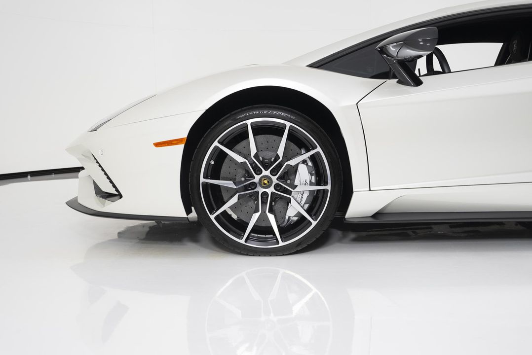 2018 Lamborghini Aventador