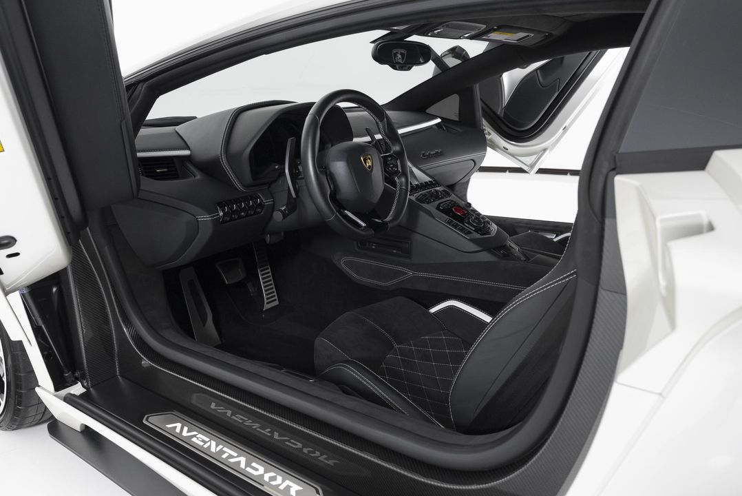 2018 Lamborghini Aventador