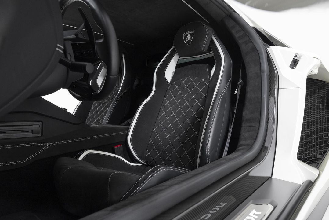 2018 Lamborghini Aventador