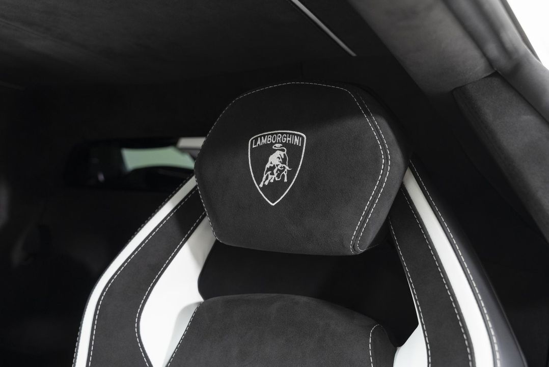 2018 Lamborghini Aventador