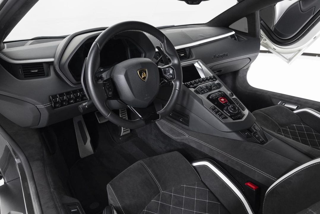 2018 Lamborghini Aventador