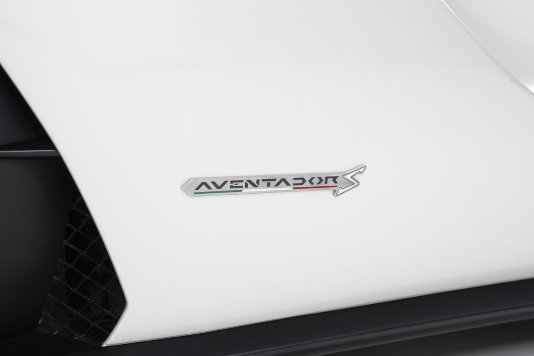 2018 Lamborghini Aventador