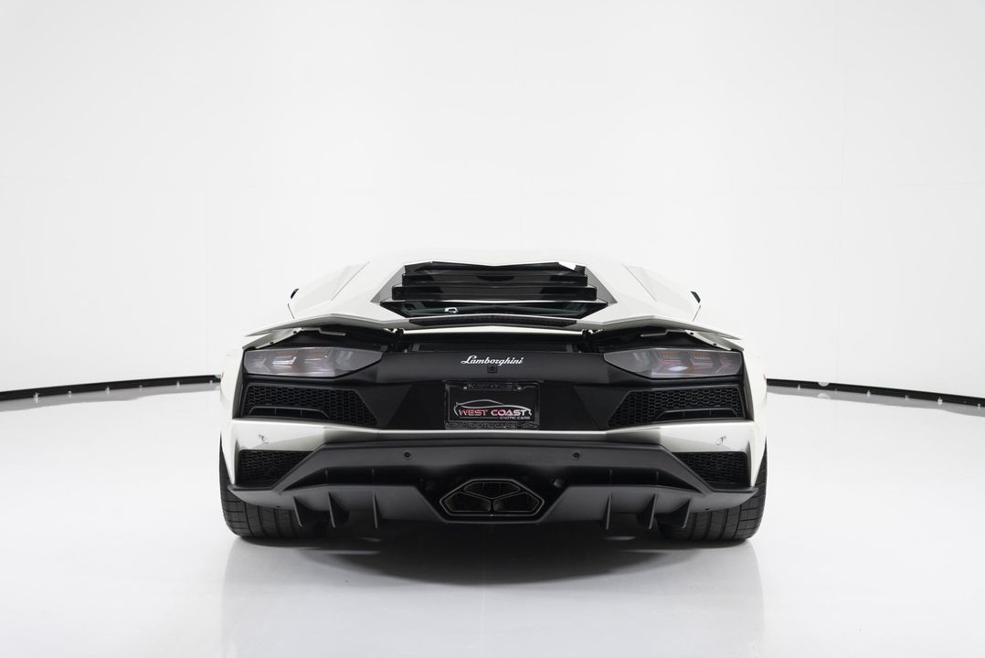 2018 Lamborghini Aventador