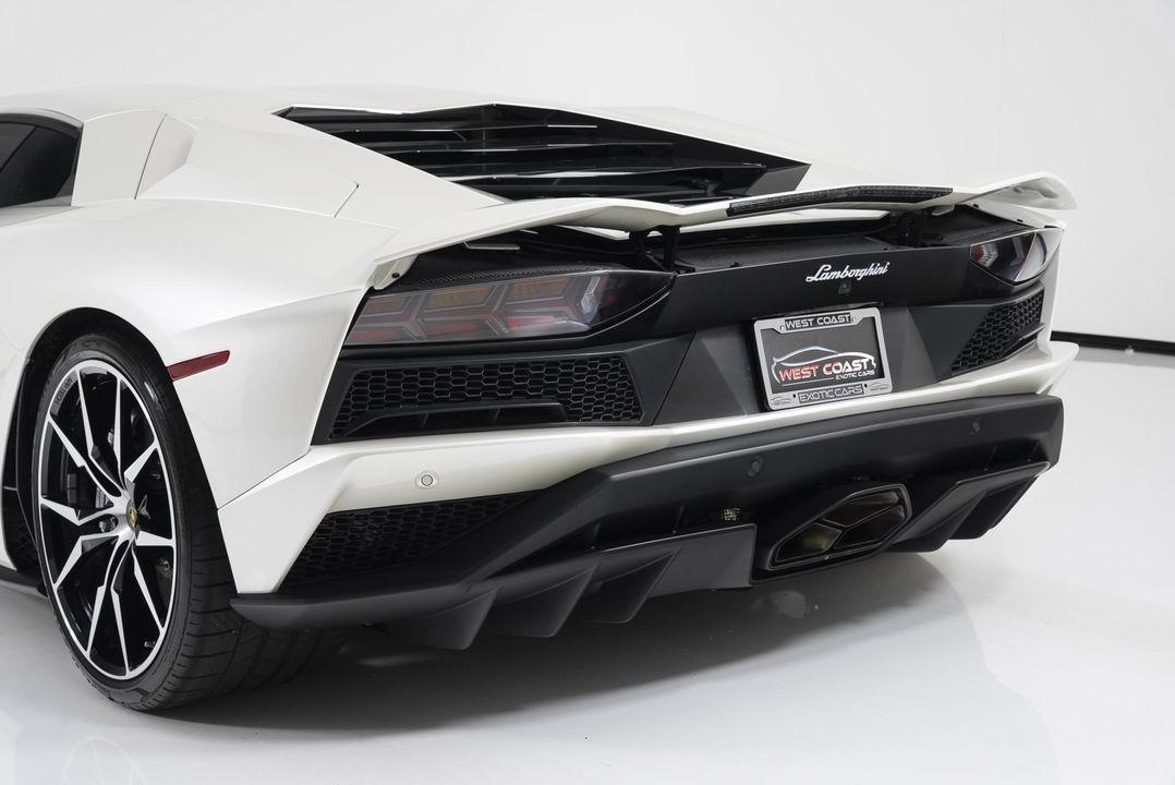 2018 Lamborghini Aventador