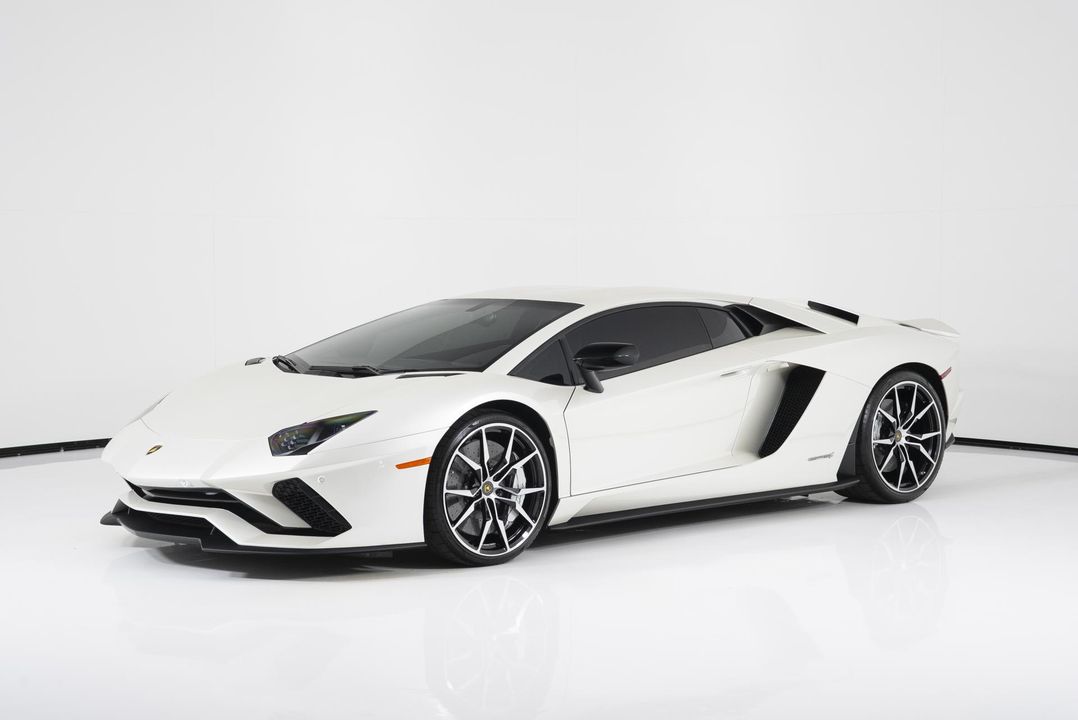 2018 Lamborghini Aventador
